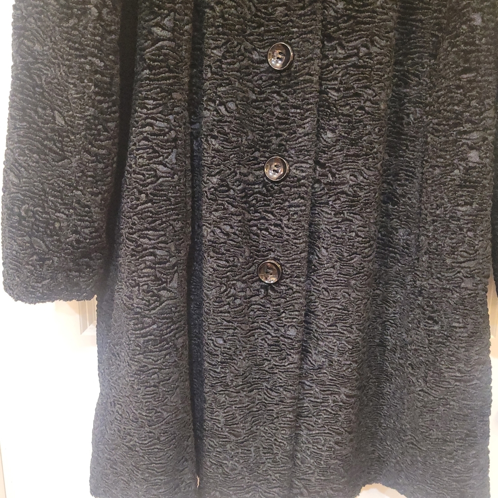 Elegant Black Women's Coat - Picture 3 of 12